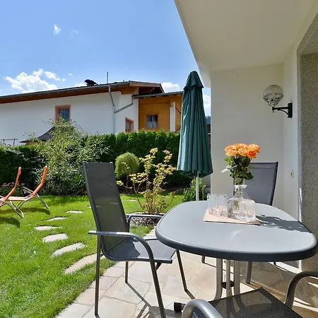 Astrid Schneeberger *