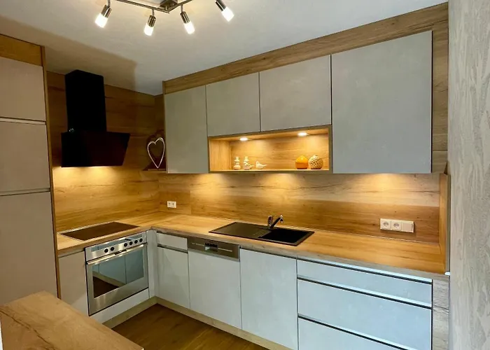 Astrid Schneeberger דירה פוגן