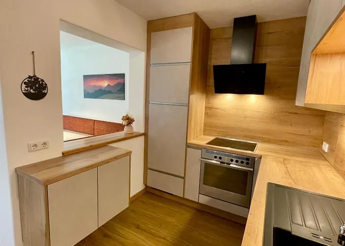 Astrid Schneeberger Apartment *