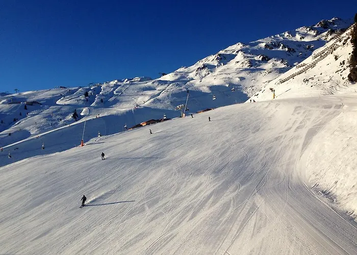 Astrid Schneeberger דירה *